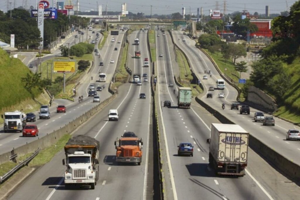 Fiesc manifesta preocupação com possível paralisação dos caminhoneiros