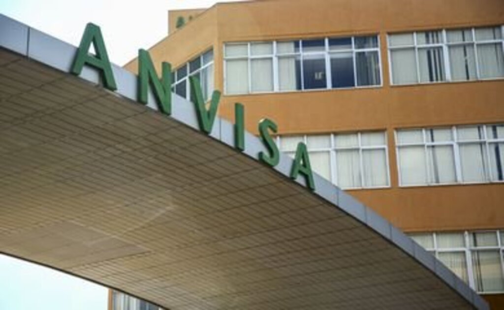 Incor pede autorização à Anvisa para testes clínicos de vacina spray