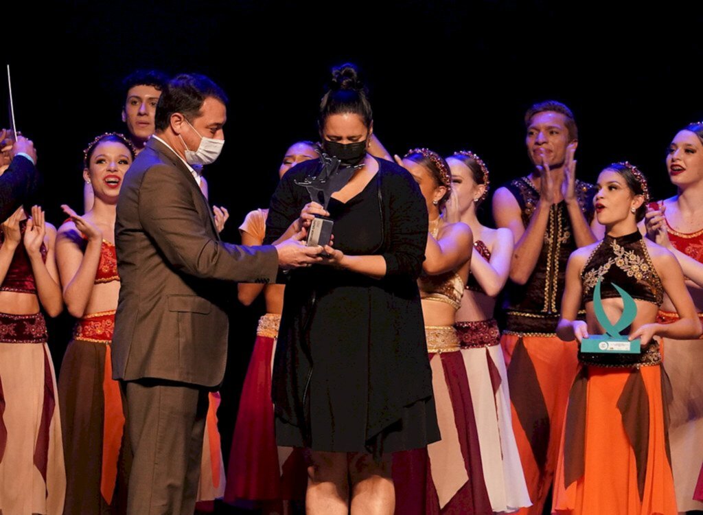 Governdor prestigia a Noite dos Campeões do 38º Festival de Dança de Joinville