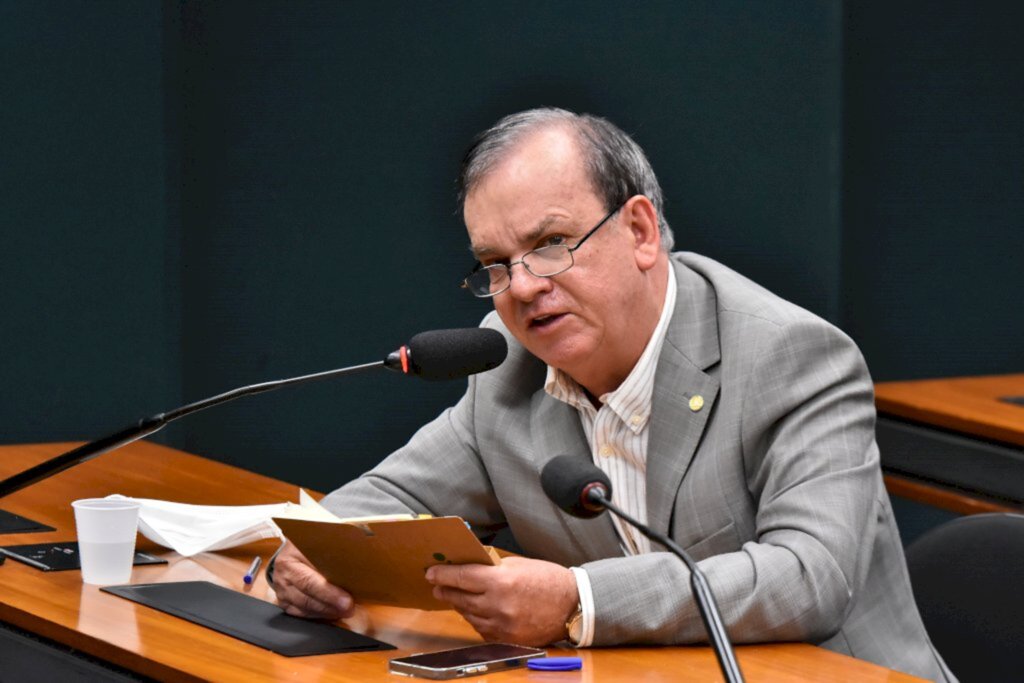 Divulgação - Senador Rogério Peninha Mendonça, autor do projeto