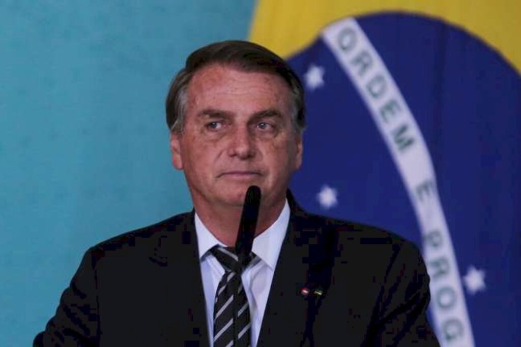 Bolsonaro: Forças Armadas participarão do processo eleitoral