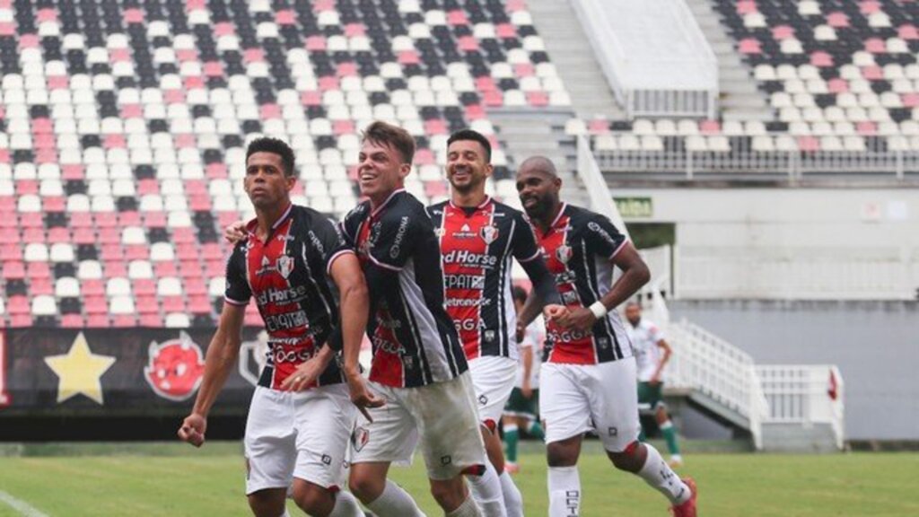 Uberlândia bate o Joinville nas penalidades e avança às quartas de final da Série D