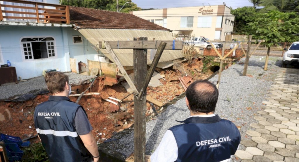 Defesa Civil emite alerta para possibilidade de temporal