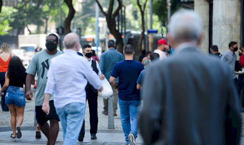 Coronavírus: Em 24 horas, foram registrados 485 novos óbitos no Brasil