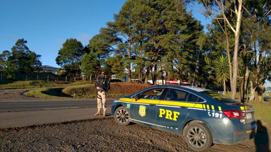 PRF alerta para golpe do anúncio em revista