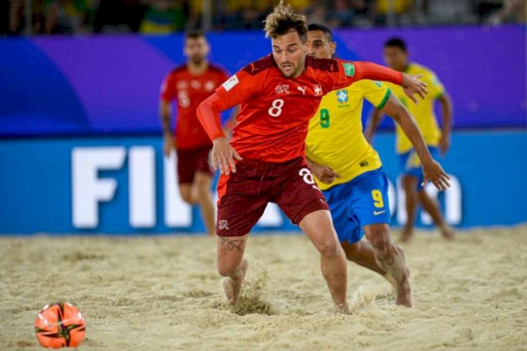 Suíça vence Brasil em estreia no Mundial de Futebol de Areia