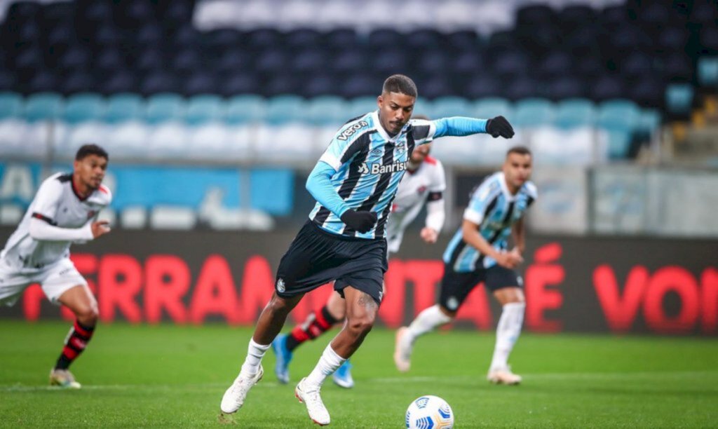 Grêmio avança para quartas de final da Copa do Brasil