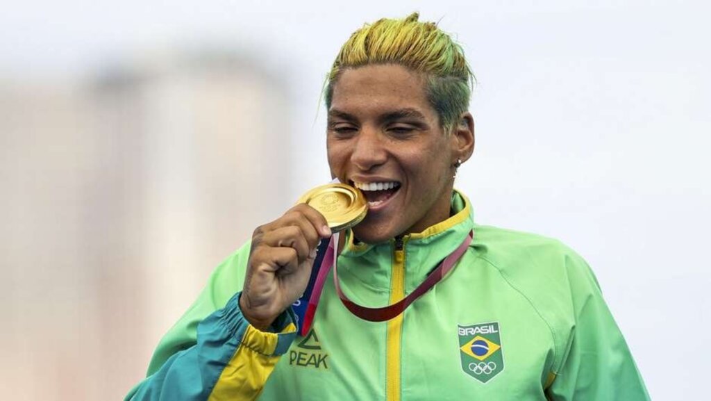 Ana Marcela Cunha -  medalha de ouro na maratona aquática