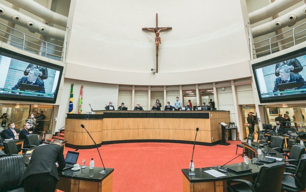 Comissões da Alesc aprovam texto da reforma da Previdência