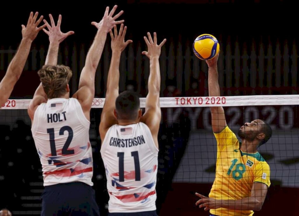 Brasil bate os EUA e encaminha vaga para as quartas no vôlei