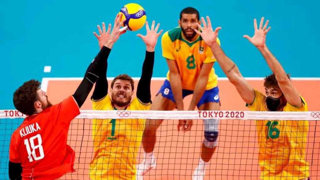 Brasil perde para os russos e sofre primeiro revés no vôlei