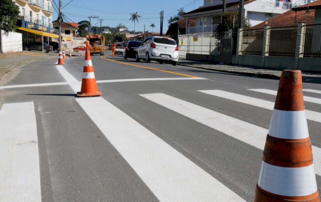 Prefeitura de Joinville tem novo contrato para pintura e sinalização de ruas