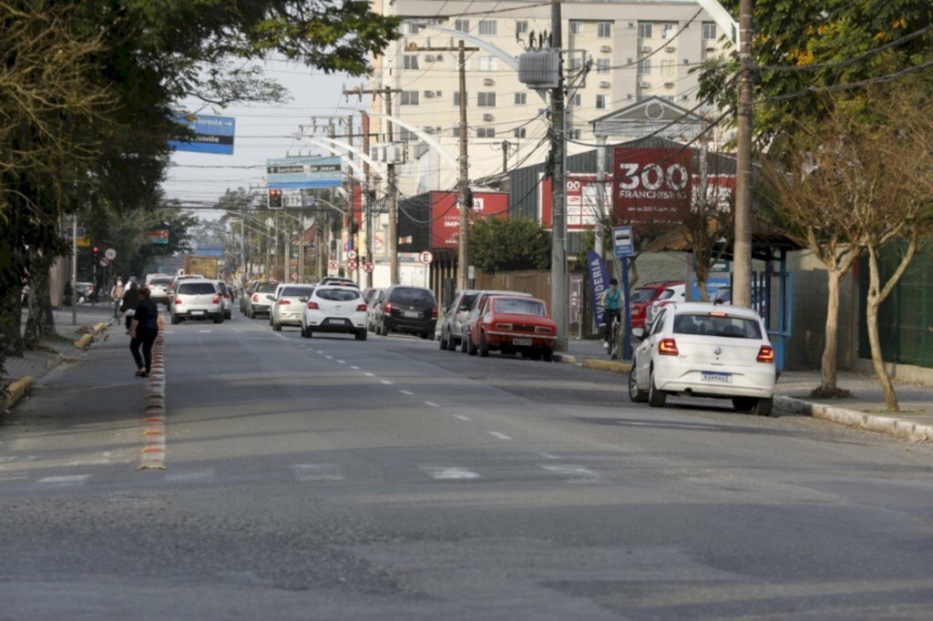 Prefeitura de Joinville inicia obra de recuperação asfáltica da rua Anita Garibaldi