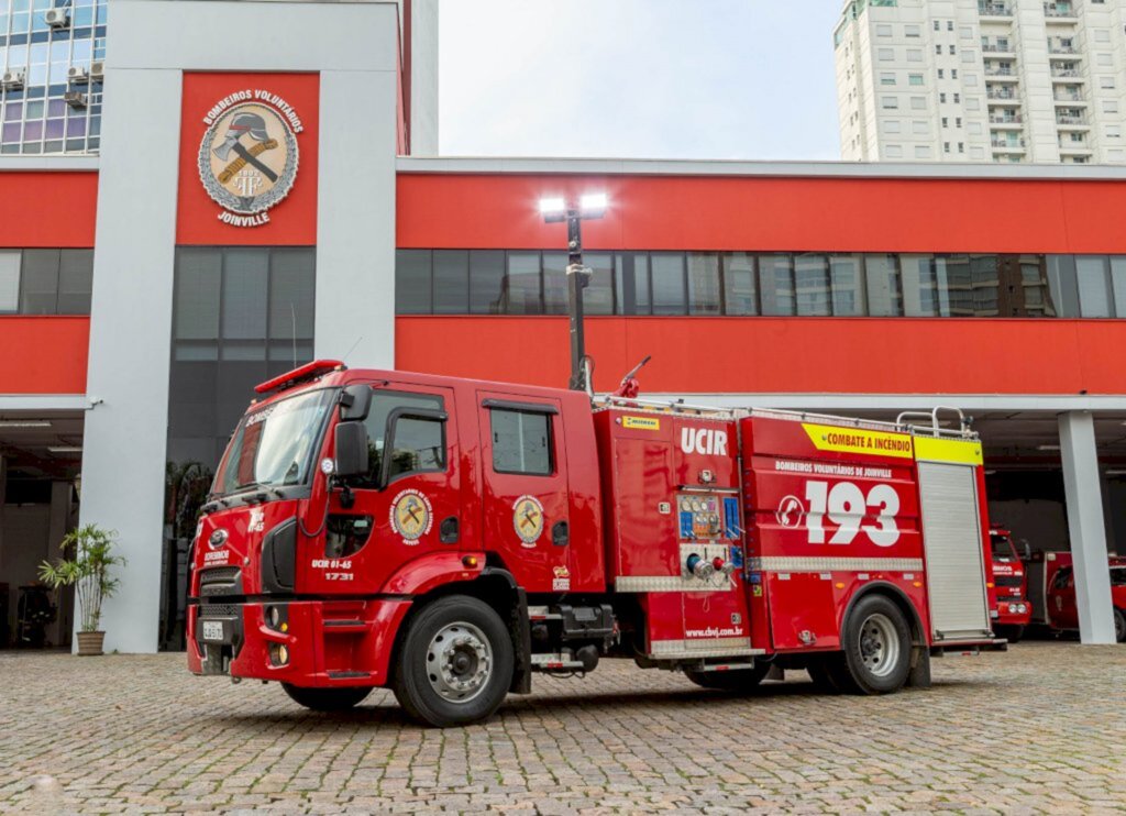 Bombeiros Voluntários de Joinville comemoram 129 anos de fundação