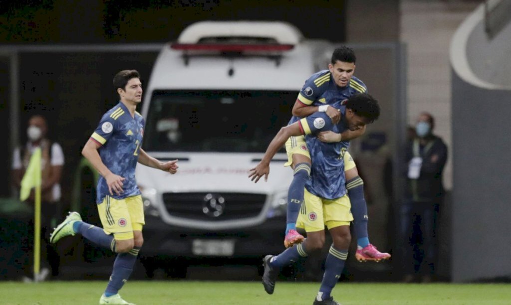 Colômbia supera Peru e fica em terceiro na Copa América