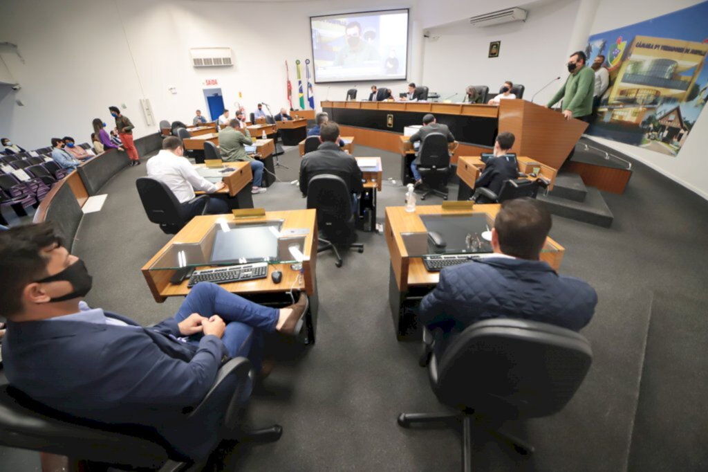 Vereadores vão à capital por insulina, vacinas e verbas para o São José