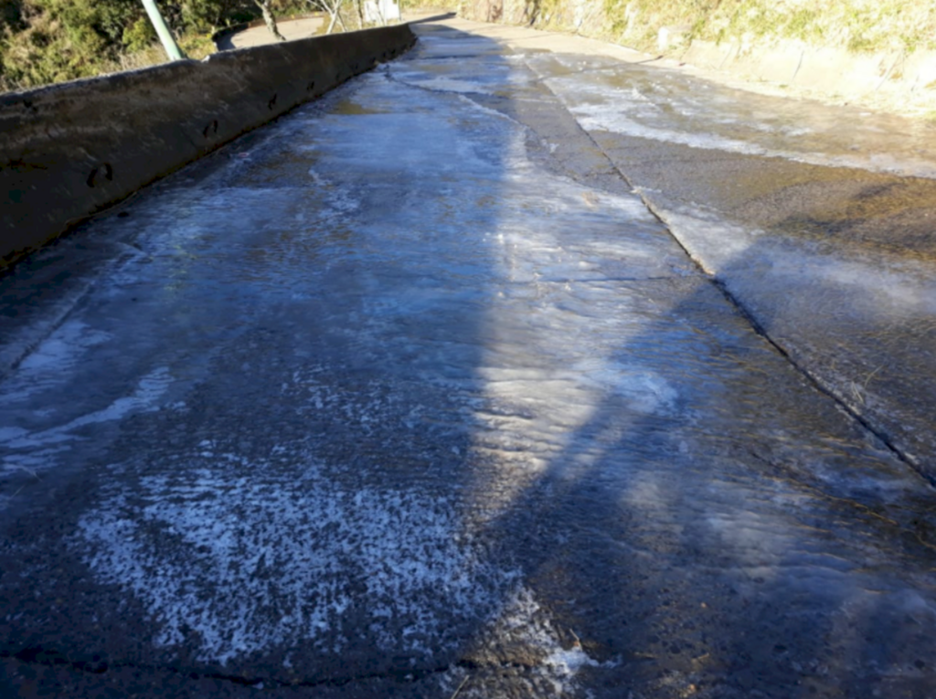 Serra do Rio do Rastro teve pontos de congelamento na pista