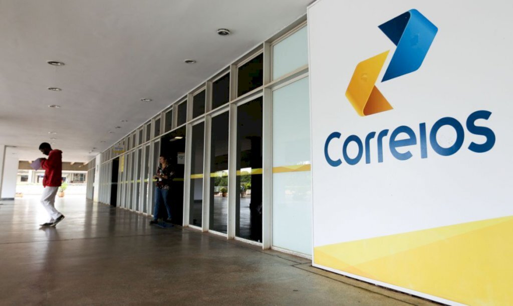 Correios começam a realizar navegação de cabotagem