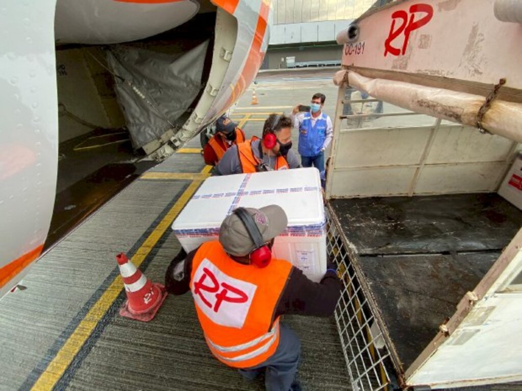 SC começa a distribuir as 265 mil novas doses da vacina contra a Covid-19 recebidas na quinta-feira