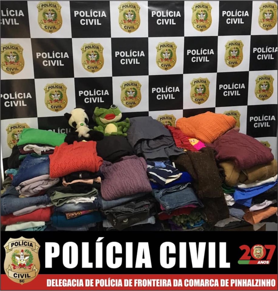 Polícia Civil de Pinhalzinho realiza entrega de agasalhos