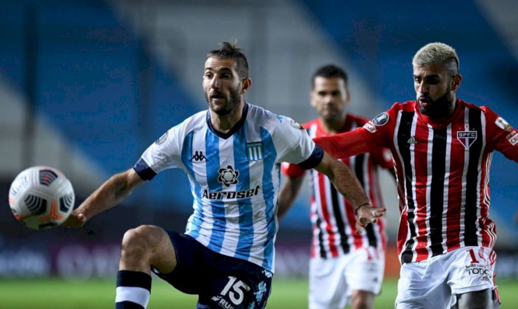 Pensando na final do Paulista, São Paulo tenta avançar na Libertadores