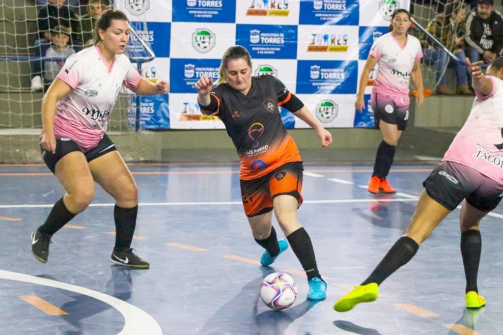 INICIA O CAMPEONATO MUNICIPAL DE FUTSAL  FEMININO DE TORRES - TAÇA SÃO DOMINGOS