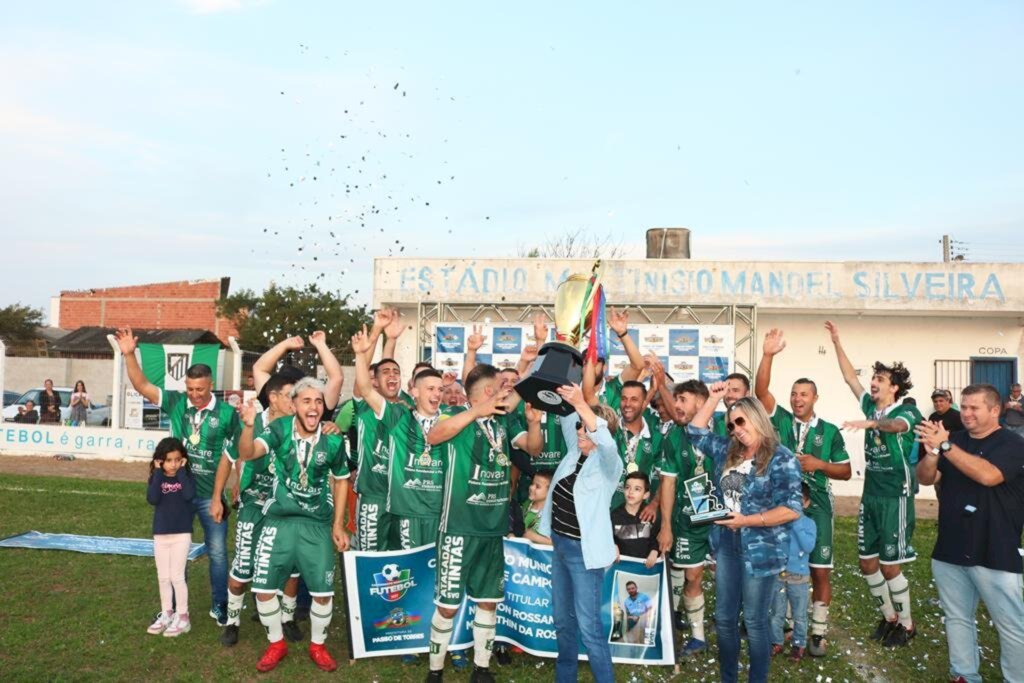 BARRA VELHA E BELLATORRES CONQUISTAM O  CAMPEONATO MUNICIPAL DE FUTEBOL DE CAMPO 2022 EM PASSO DE TORRES