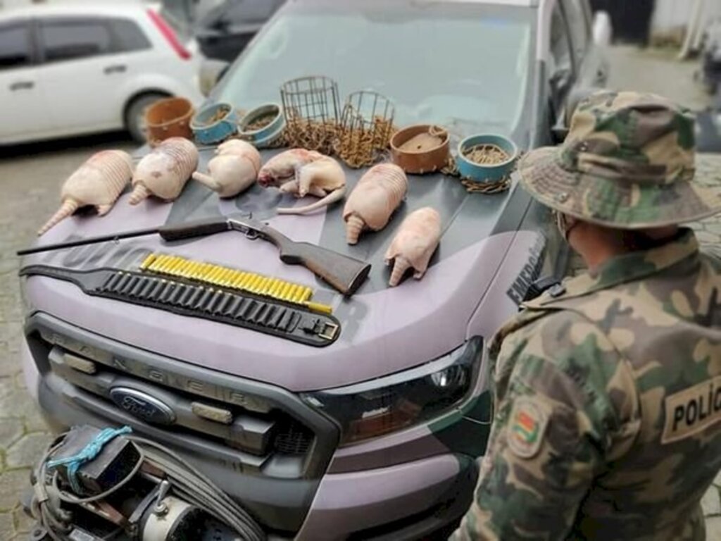 Jaraguá do Sul: Polícia Militar Ambiental prende homem por caça ilegal