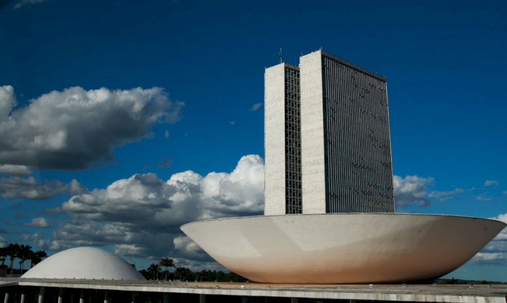 Câmara instala comissão para debater mudanças no sistema eleitoral