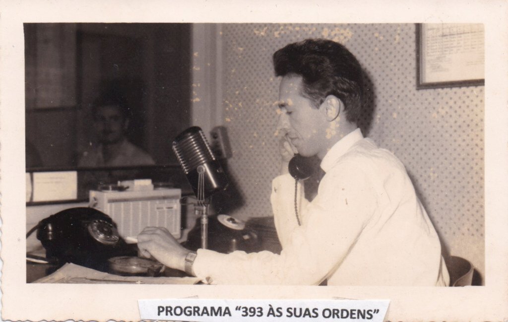 Arquivo do autor - Rádio Difusora de Joinville, 1964, apresentando o programa 