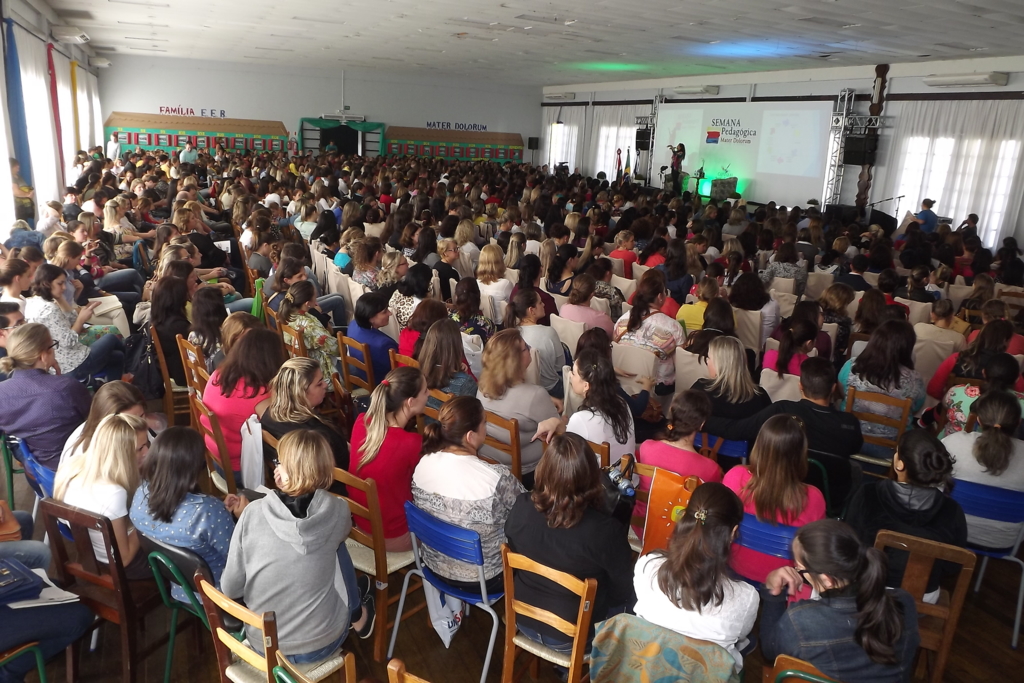 Semana Pedagógica da Escola de Educação Básica Mater Dolorum