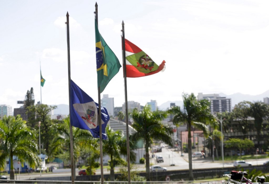 Joinville decreta luto oficial pelas vítimas da pandemia