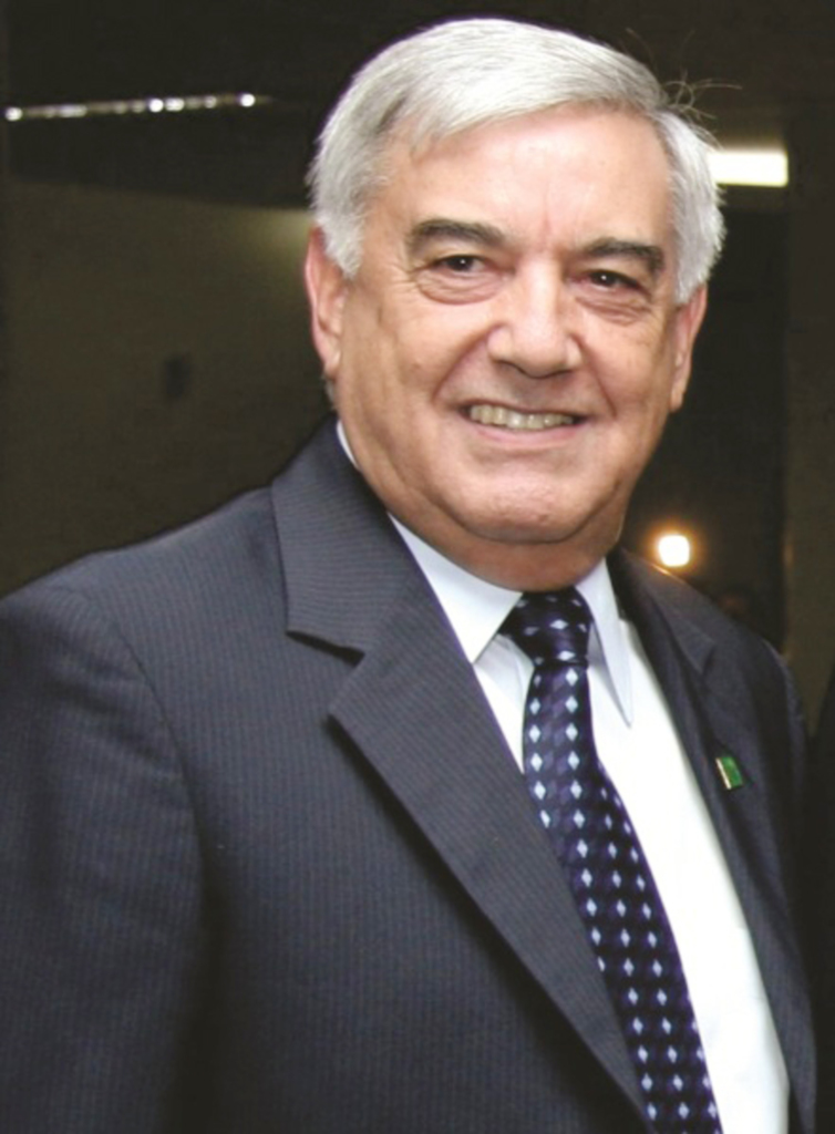  - Presidente da Faesc José Zeferino Pedrozo.