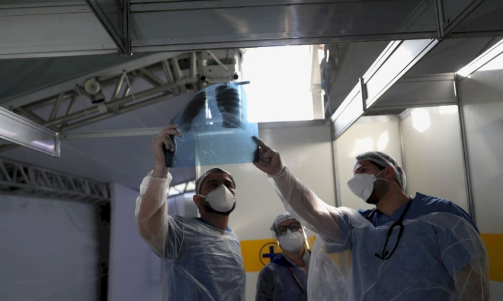 REUTERS / Amanda Perobelli - 