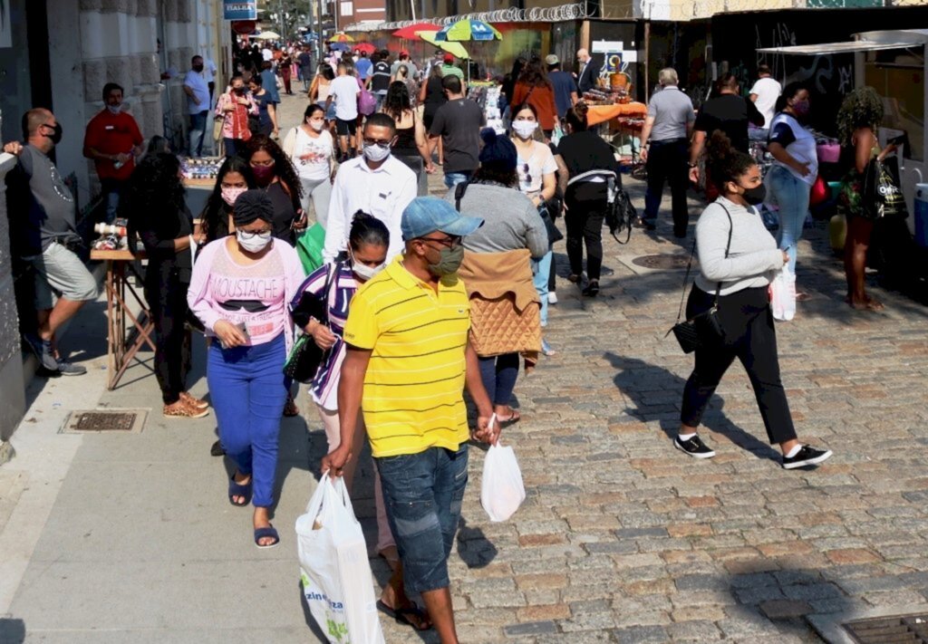 Covid: Quatro regiões de SC estão há mais de 50 dias em risco gravíssimo