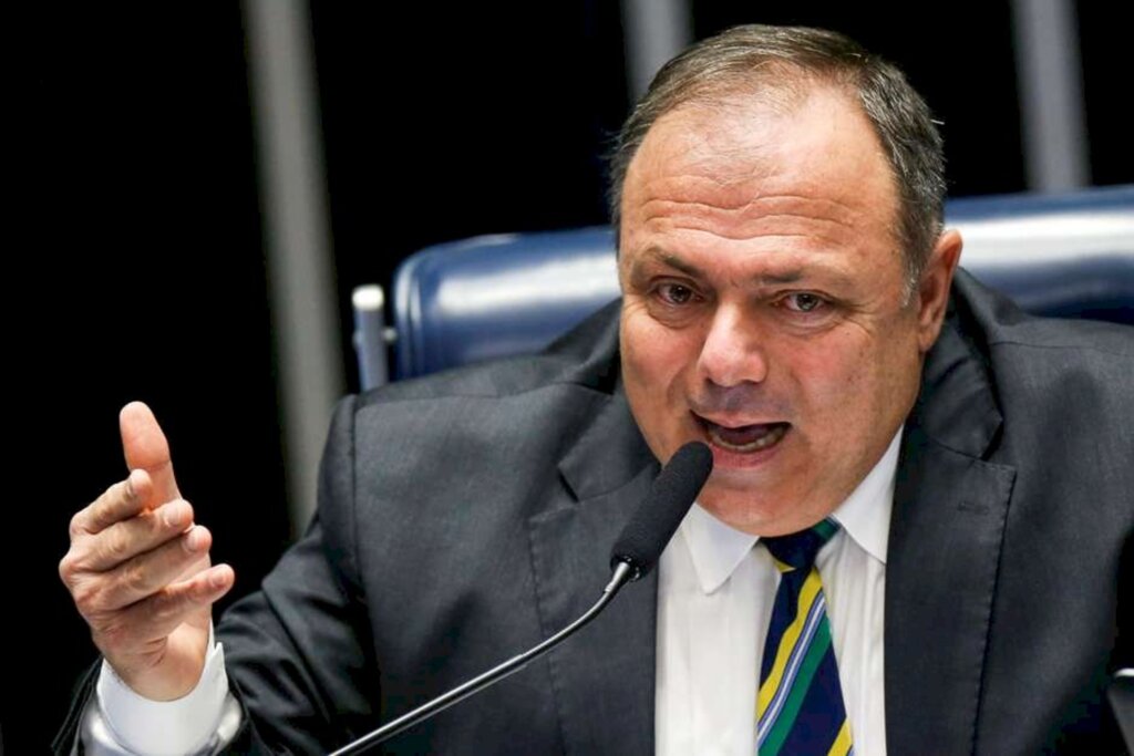 Adriano Machado - Ministro Eduardo Pazuello fala em sessão no Senado