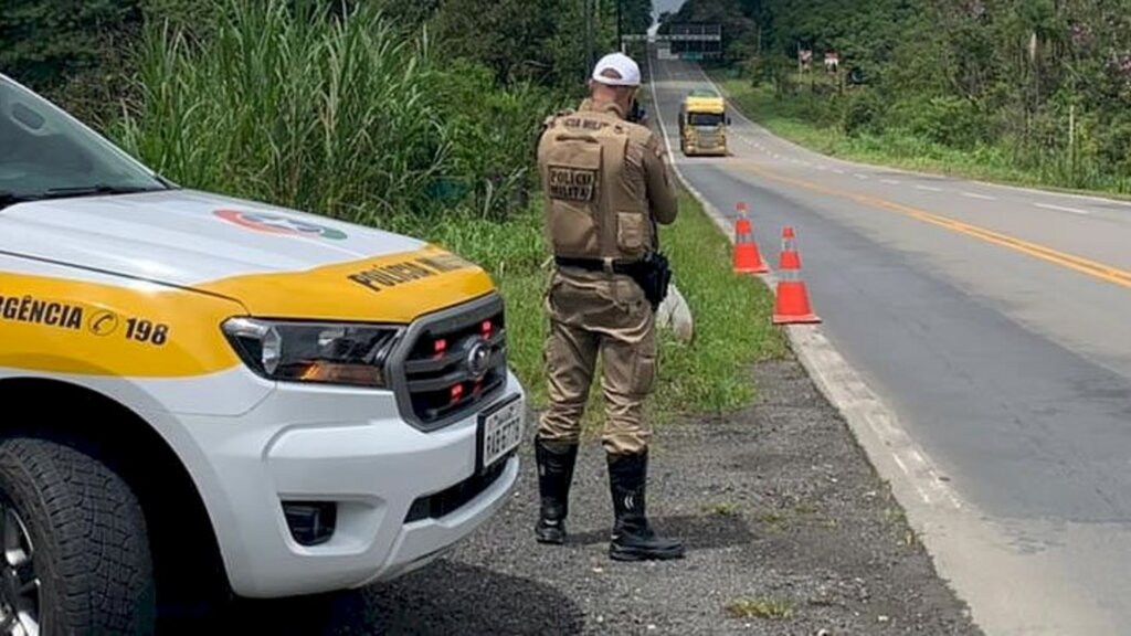 Feriado de Carnaval com intensa fiscalização nas rodovias catarinenses