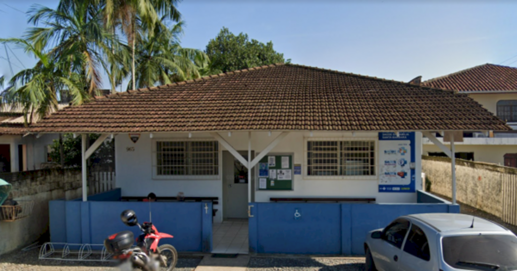 Divulgação - UBS  Unidade de Saúde Santa Bárbara na rua Maria Regina Klock Russi, 963 -Aventureiro