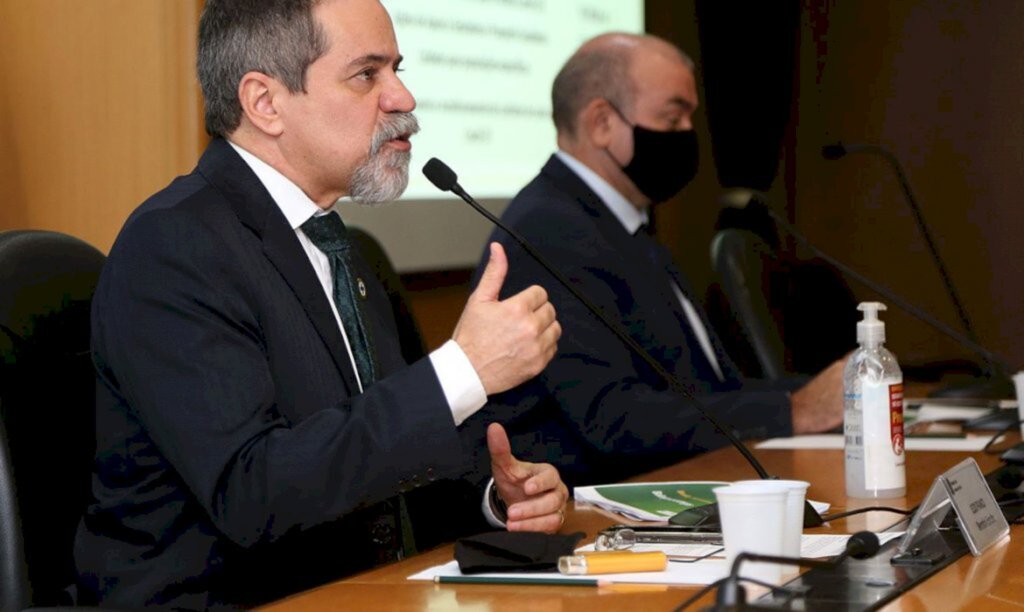 Vacinação poderá começar em 20 de janeiro