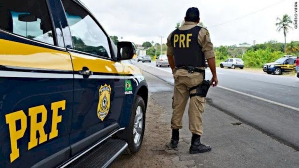Adolescentes fogem de casa em Joinville e são resgatados em posto de gasolina de MS