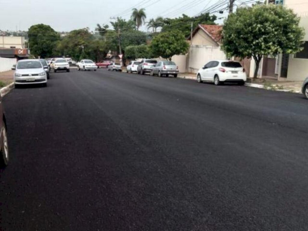OBRAS - Prefeitura de Joinville utilizará micro-asfalto em ruas da cidade