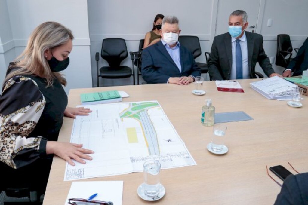 Governadora recebe projetos do Eixo de Desenvolvimento Norte de Joinville