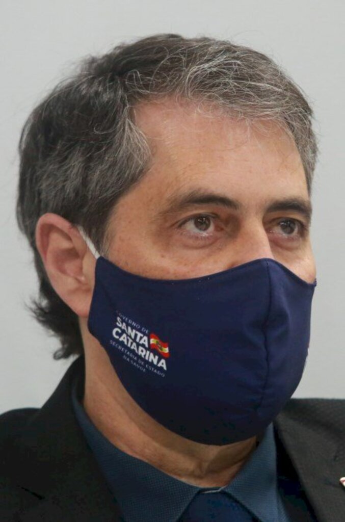 Covid: SC terá nova onda de óbitos, projeta secretário André Motta