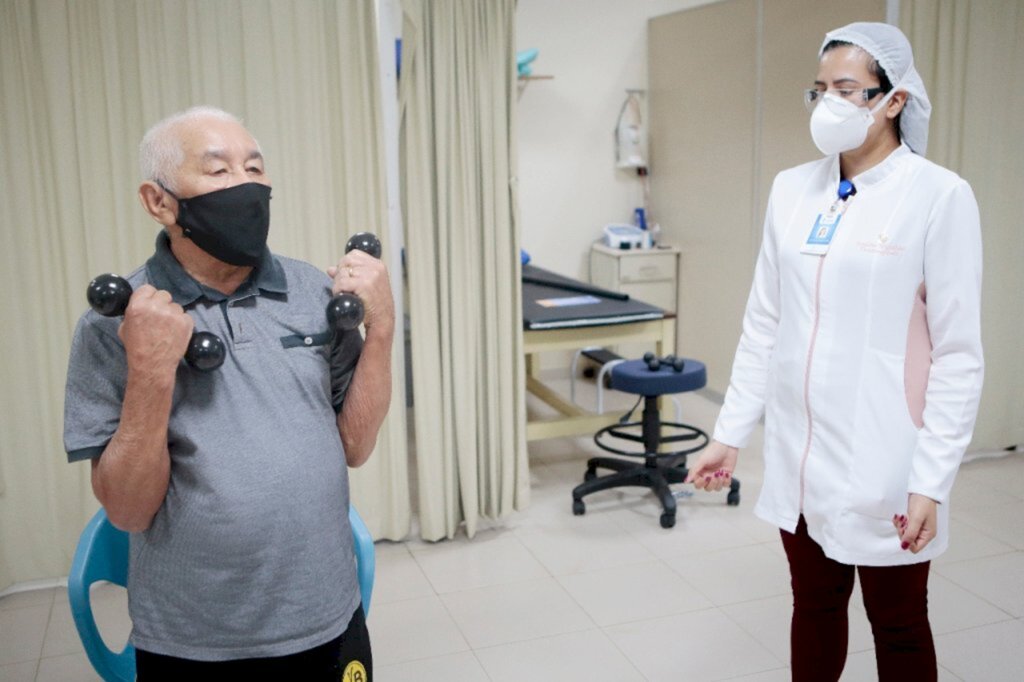 80% dos pacientes com COVID-19 sofrem de sintomas neurológicos