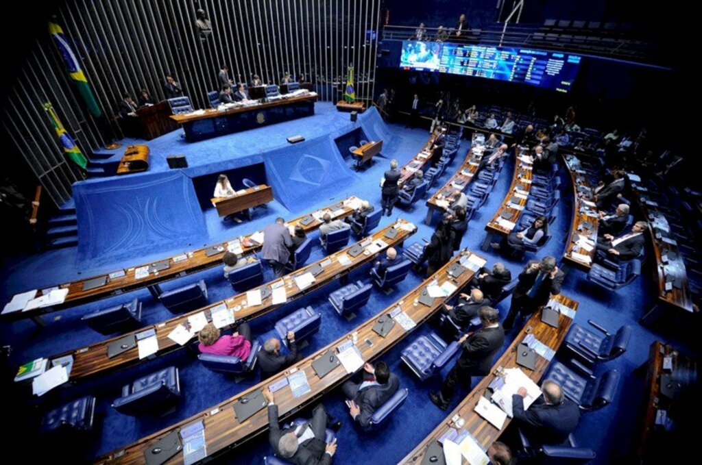 Senado repudia desfecho de julgamento sobre estupro em SC
