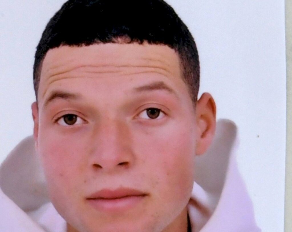 Terrorista da igreja de Nice testa positivo para covid-19