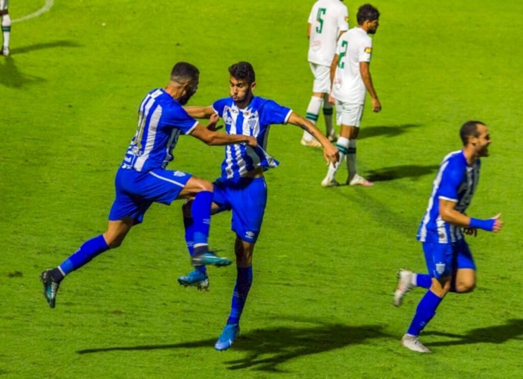 Avaí vence o América-MG e mira G4 da Série B