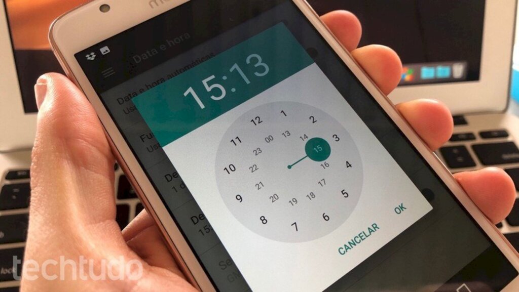 Celulares adiantam hora e entram no horário de verão; saiba corrigir