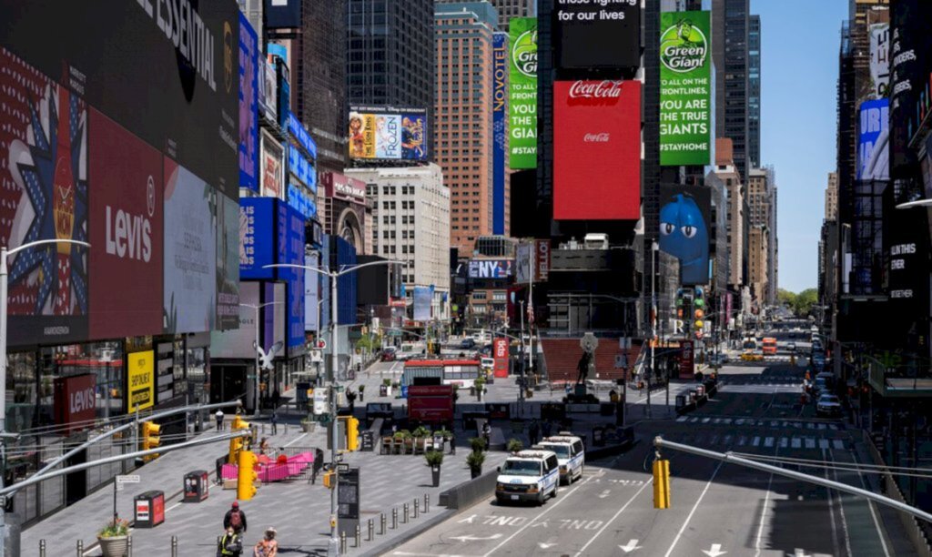 Nova York vai multar quem se recusar a usar máscara
