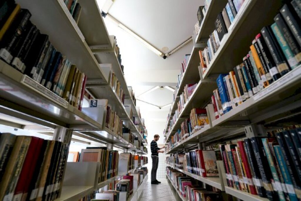 Uniedu: Estado faz chamada de mais 130 candidatos a bolsas de pós-graduação